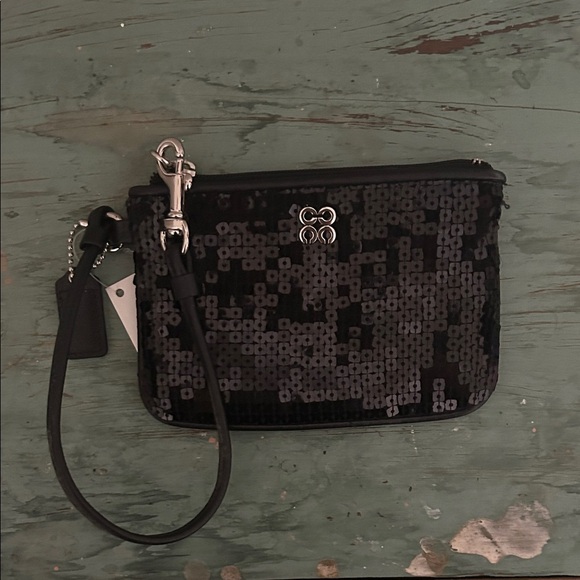 NWT COACH Black Sequins Evening Universal Small Wristlet - Picture 1 of 5